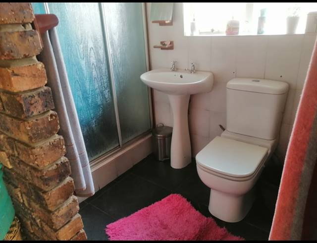 3 BEDROOM HOUSE FOR SALE IN BONANNE